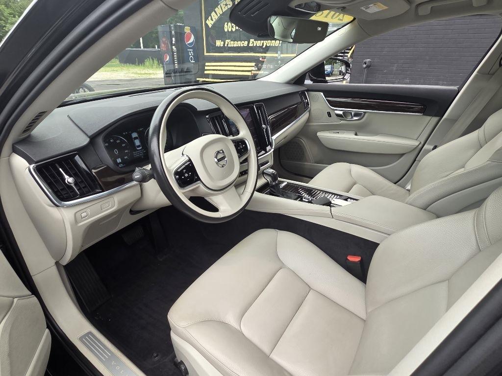Volvo S90 T5 Momentum AWD 2018