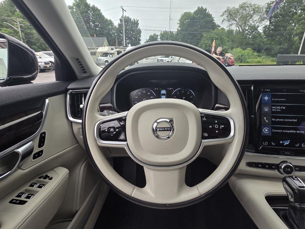 Volvo S90 T5 Momentum AWD 2018