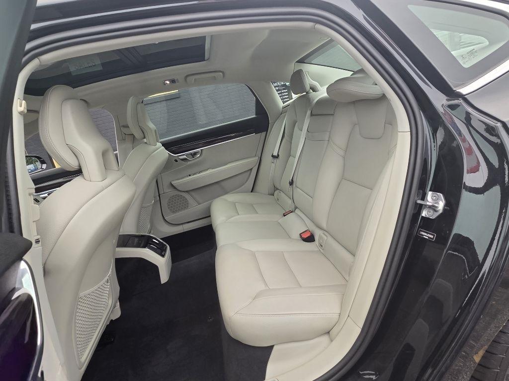 Volvo S90 T5 Momentum AWD 2018
