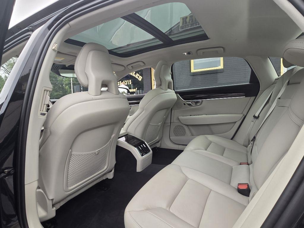 Volvo S90 T5 Momentum AWD 2018