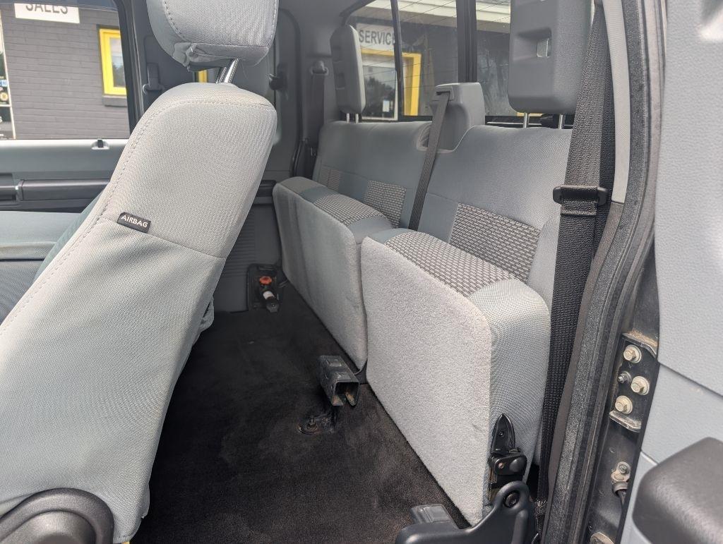 Ford F-250 SD XL SuperCab 4WD 2015