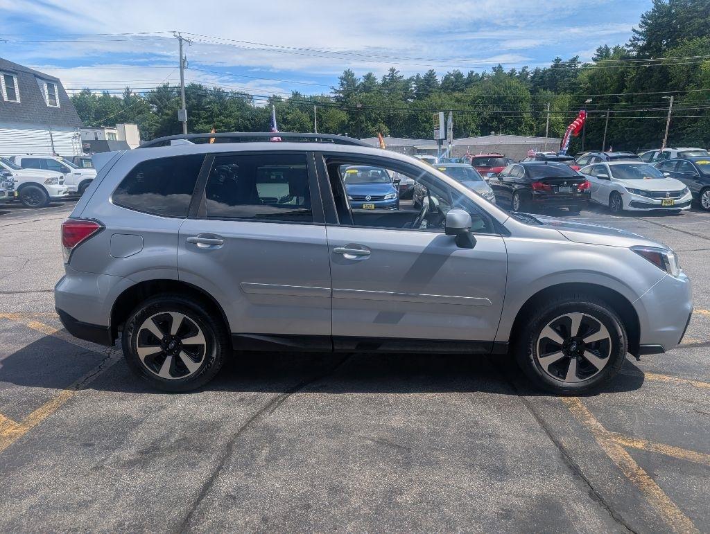 Subaru Forester 2.5i Premium PZEV CVT 2017