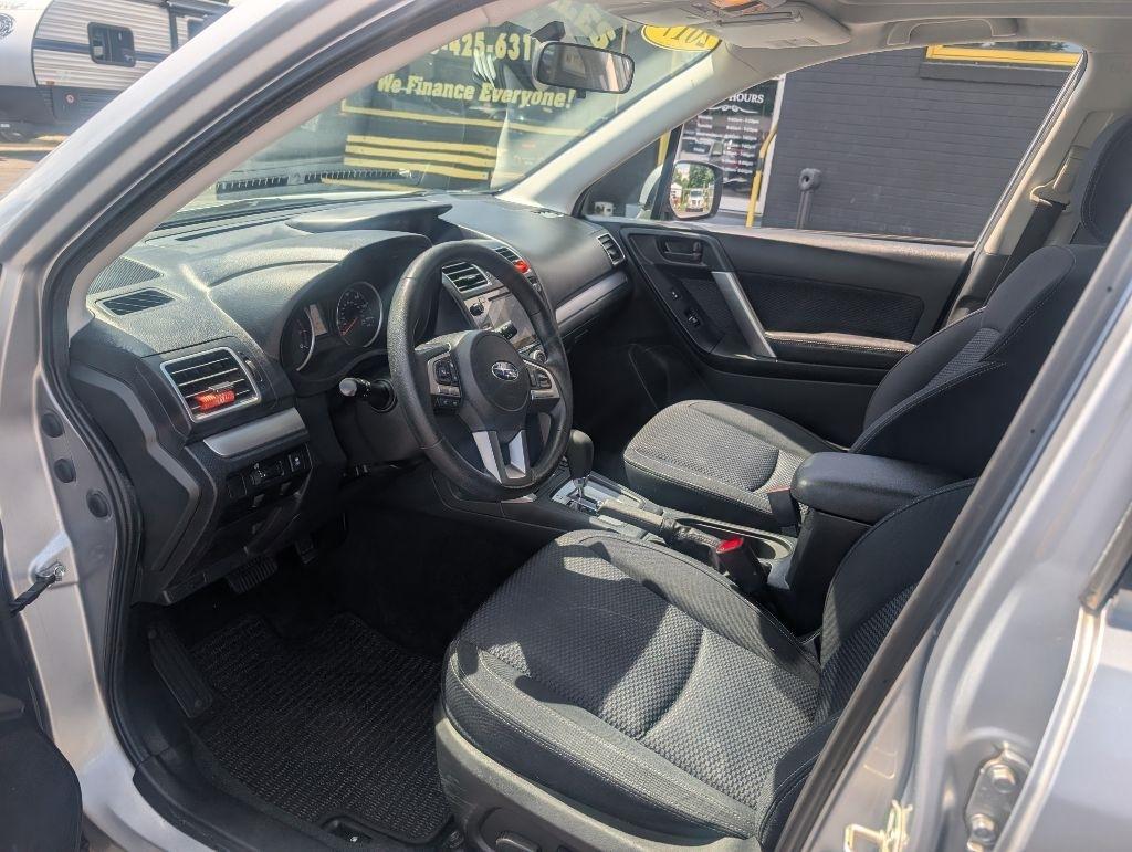 Subaru Forester 2.5i Premium PZEV CVT 2017