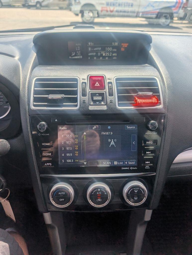 Subaru Forester 2.5i Premium PZEV CVT 2017