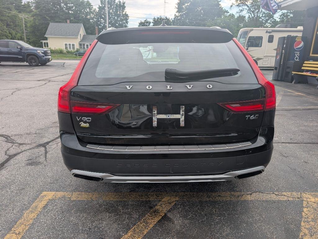Volvo V90 Cross Country T6 2018