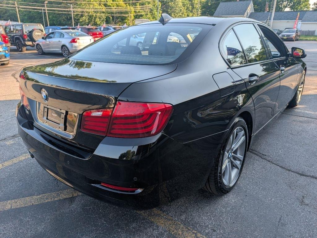 BMW 5-Series 528i xDrive 2016