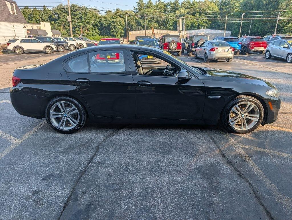 BMW 5-Series 528i xDrive 2016