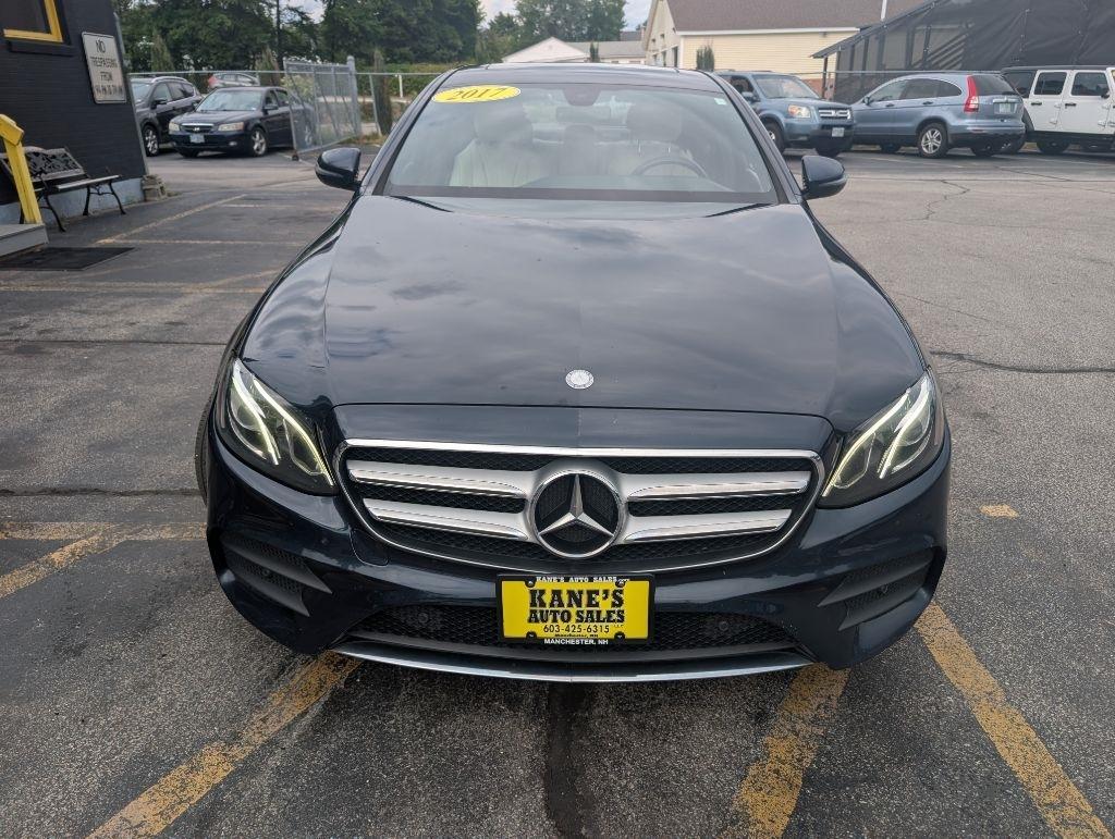 Mercedes-Benz E-Class E300 Luxury 4MATIC Sedan 2017
