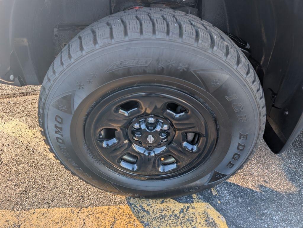 Nissan Frontier S Crew Cab 4WD 2022