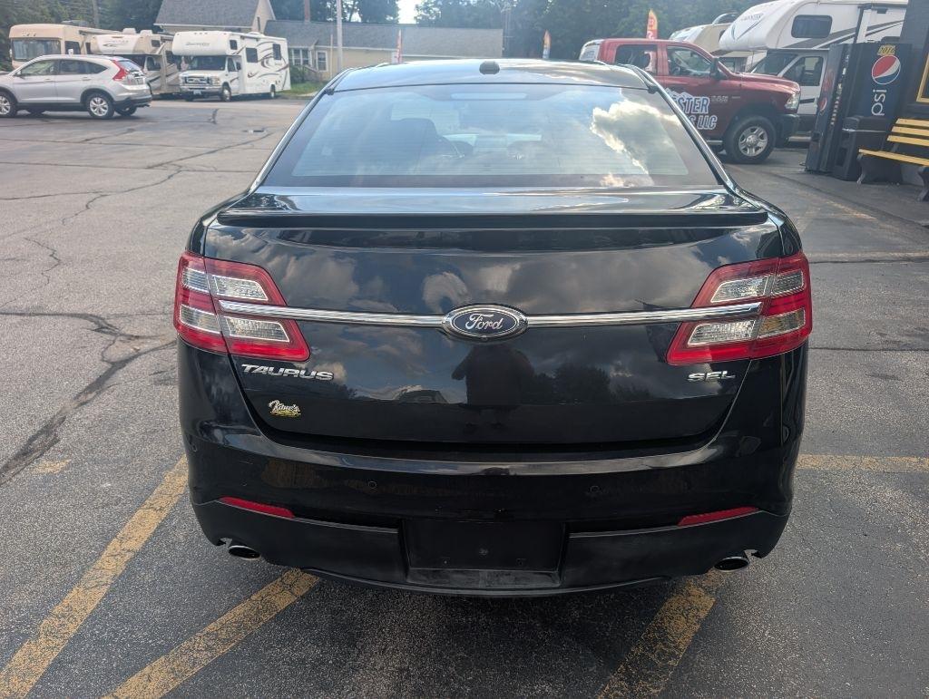 Ford Taurus SEL FWD 2017