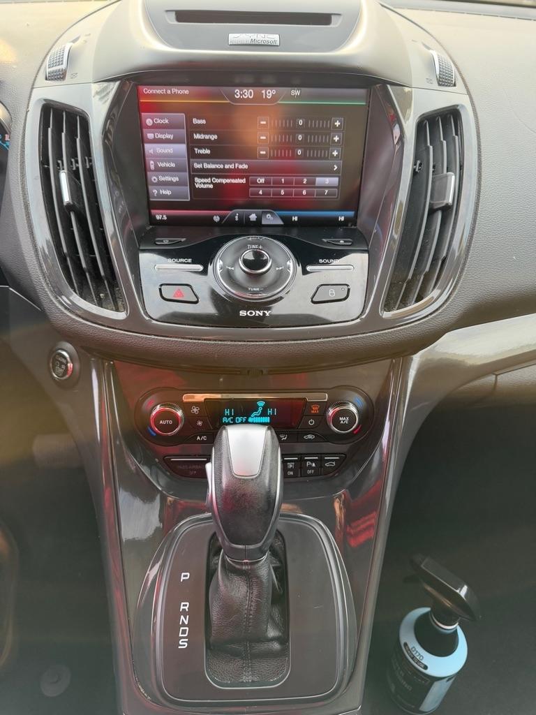 Ford Escape Titanium 4WD 2014