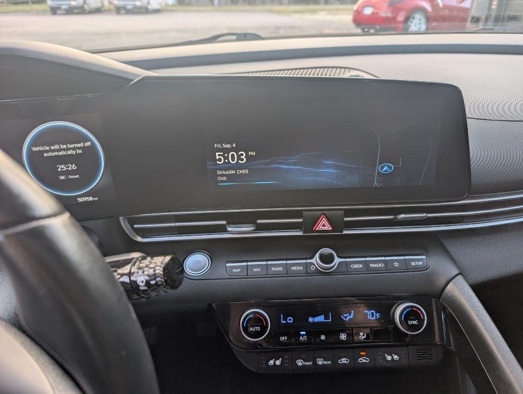 Hyundai Elantra Limited Hybrid 2023