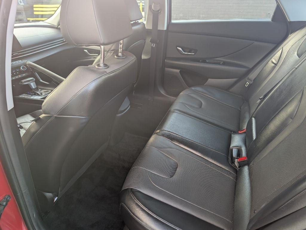 Hyundai Elantra Limited Hybrid 2023