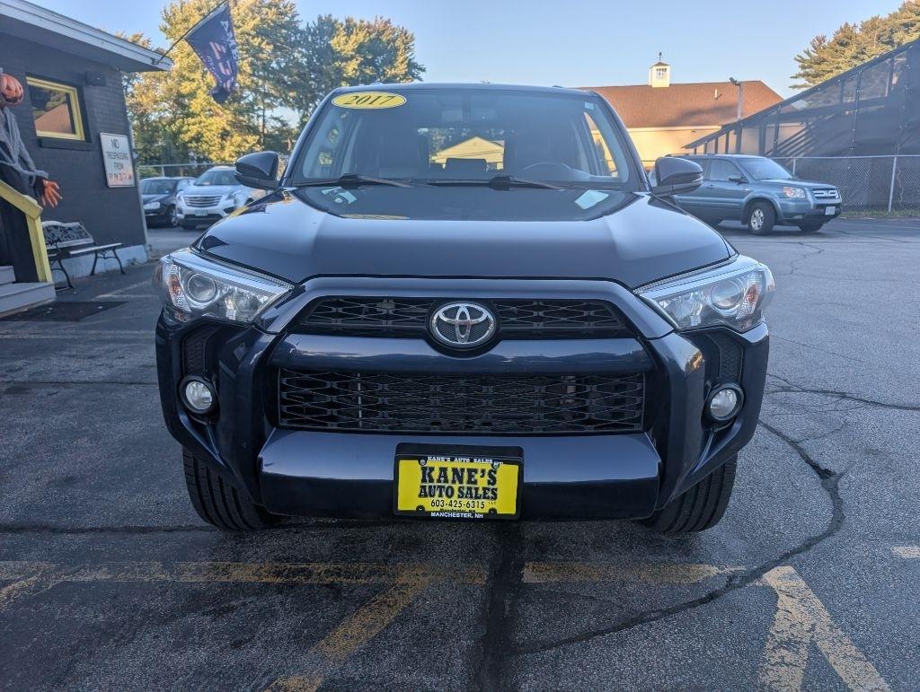 Toyota 4Runner SR5 4WD 2017