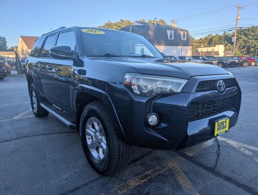 Toyota 4Runner SR5 4WD 2017