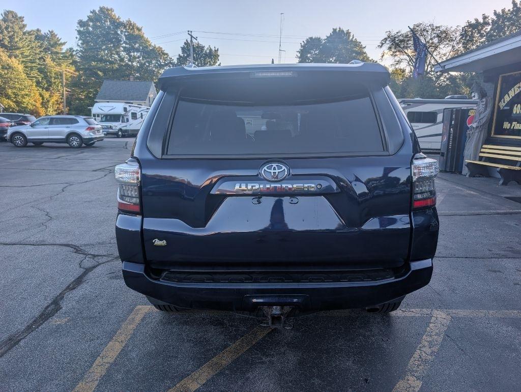 Toyota 4Runner SR5 4WD 2017
