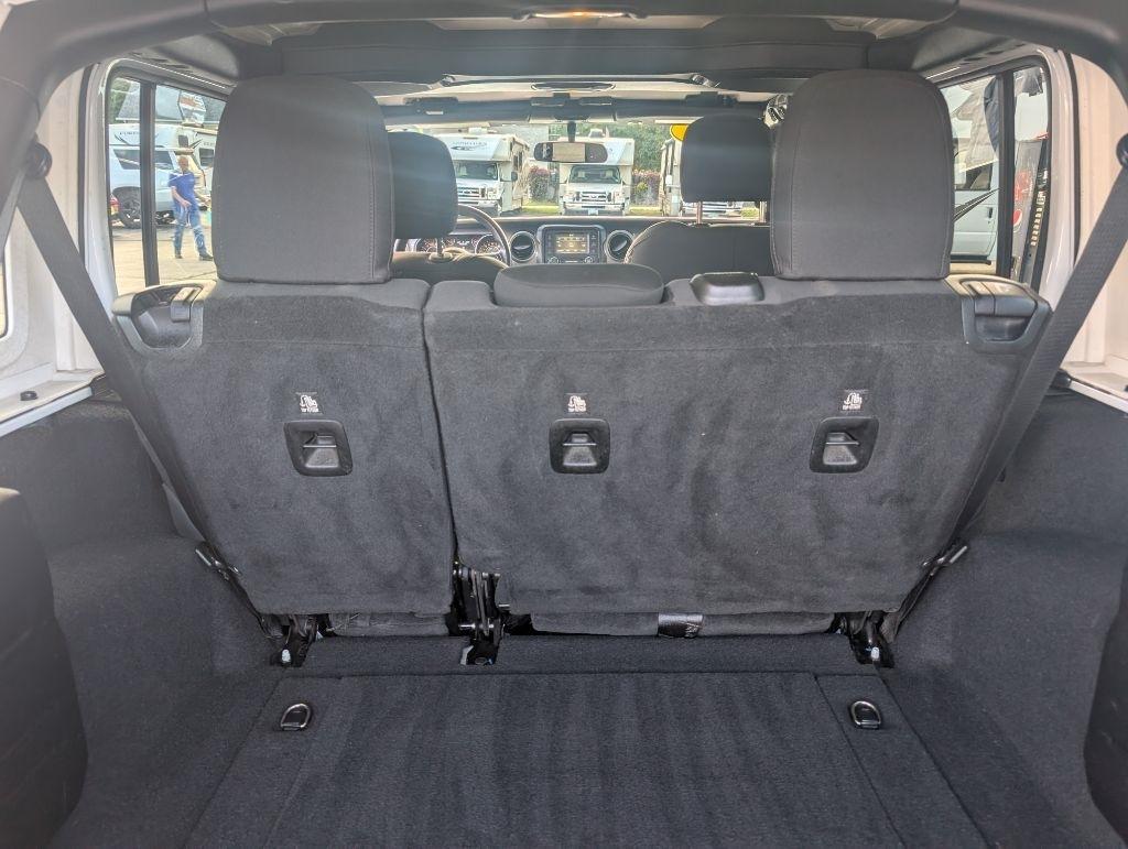 Jeep Wrangler Unlimited Sport 2018