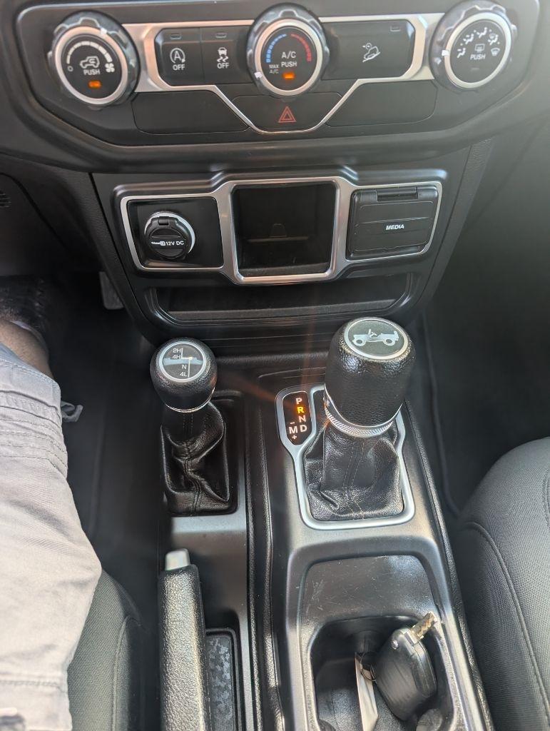 Jeep Wrangler Unlimited Sport 2018