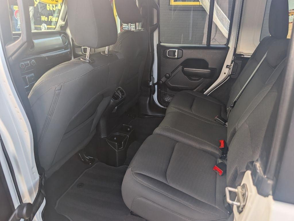 Jeep Wrangler Unlimited Sport 2018