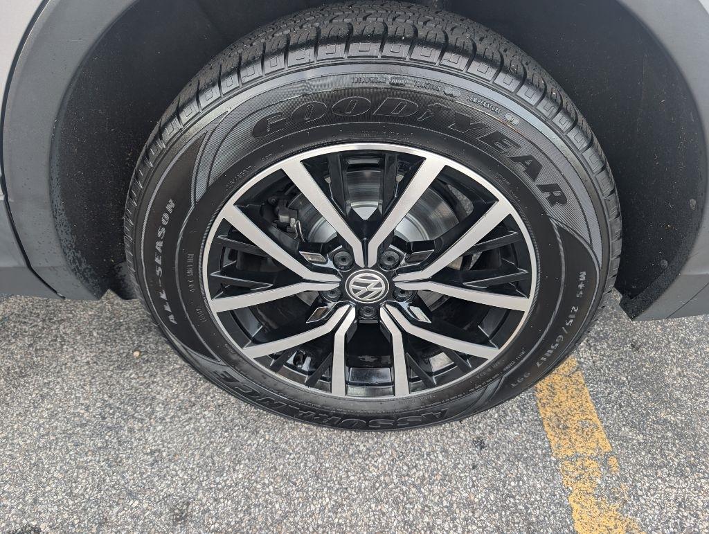 Volkswagen Tiguan photo 21
