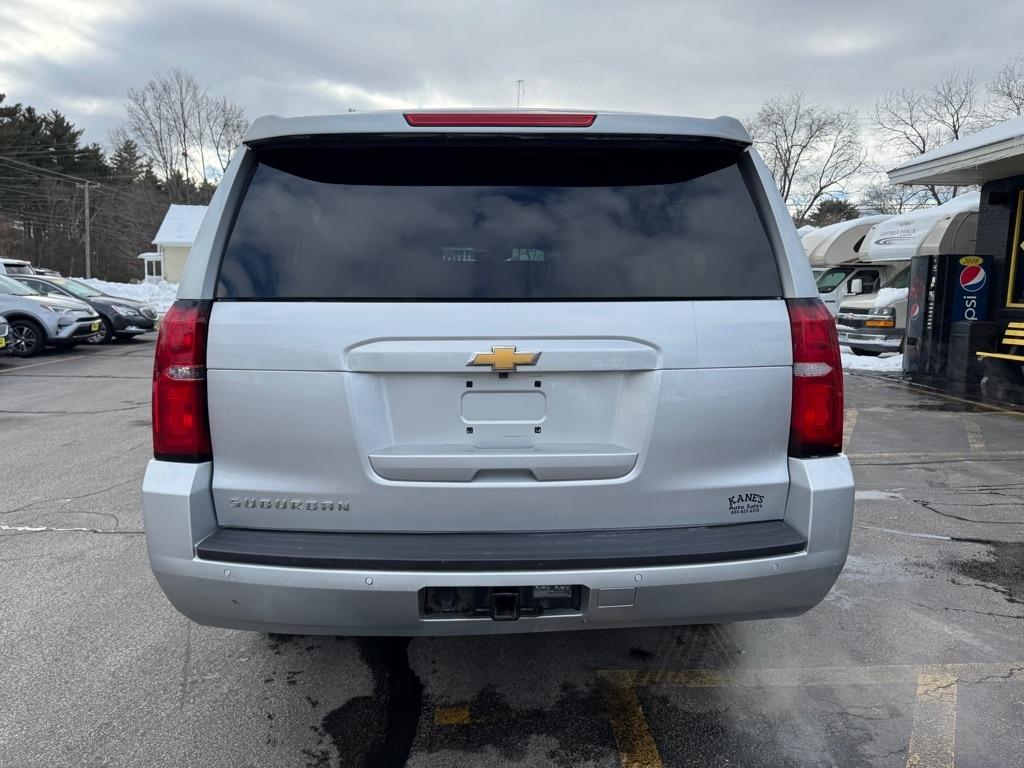 Chevrolet Suburban LT 4WD 2018