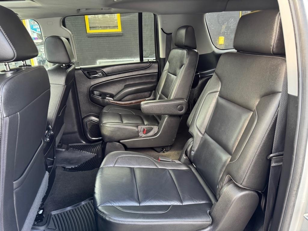 Chevrolet Suburban LT 4WD 2018