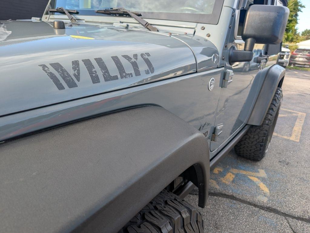 Jeep Wrangler photo 6