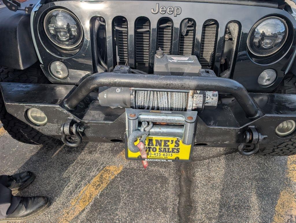 Jeep Wrangler photo 18