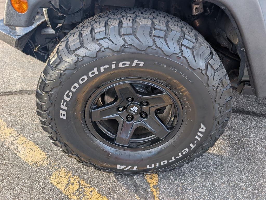 Jeep Wrangler photo 19