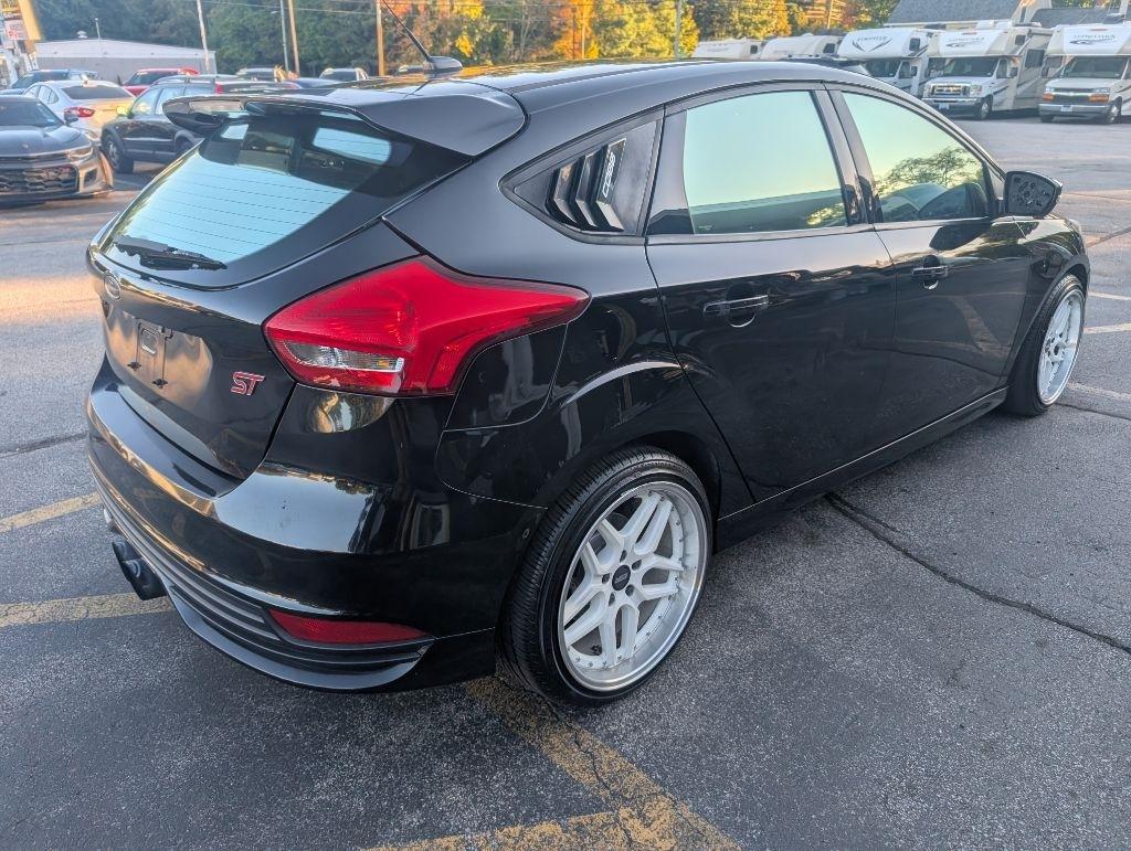 Ford Focus ST Hatch 2017