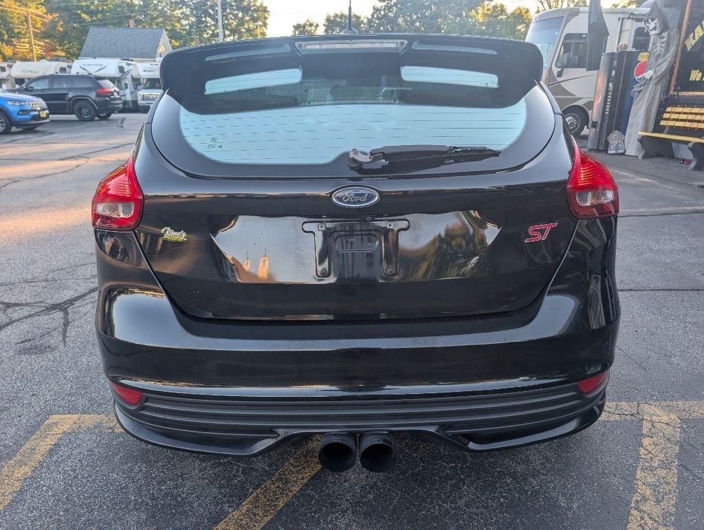 Ford Focus ST Hatch 2017