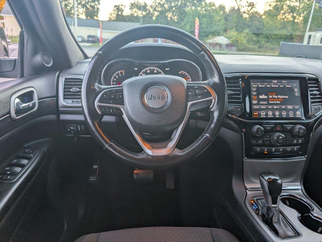 Jeep Grand Cherokee photo 13