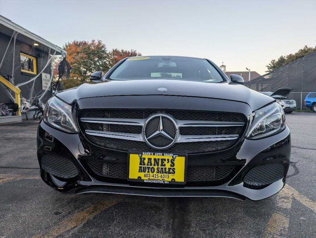 Mercedes-Benz C-Class photo 3