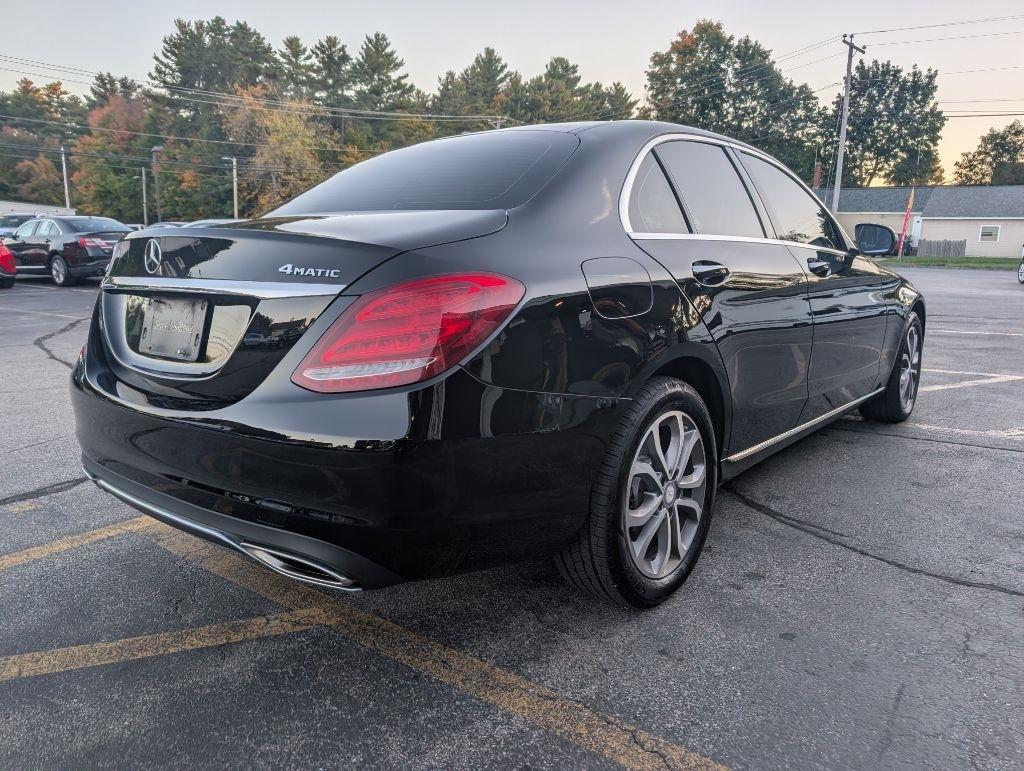 Mercedes-Benz C-Class photo 7