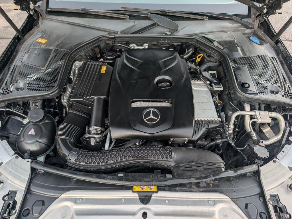 Mercedes-Benz C-Class photo 22