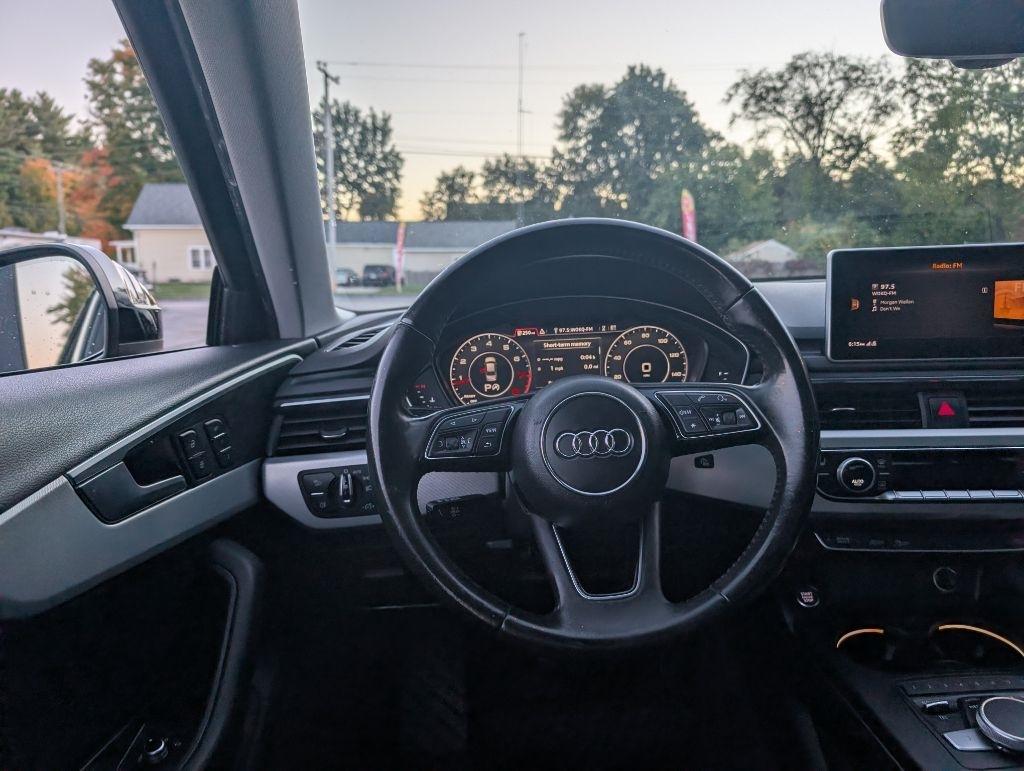 Audi A4 photo 11