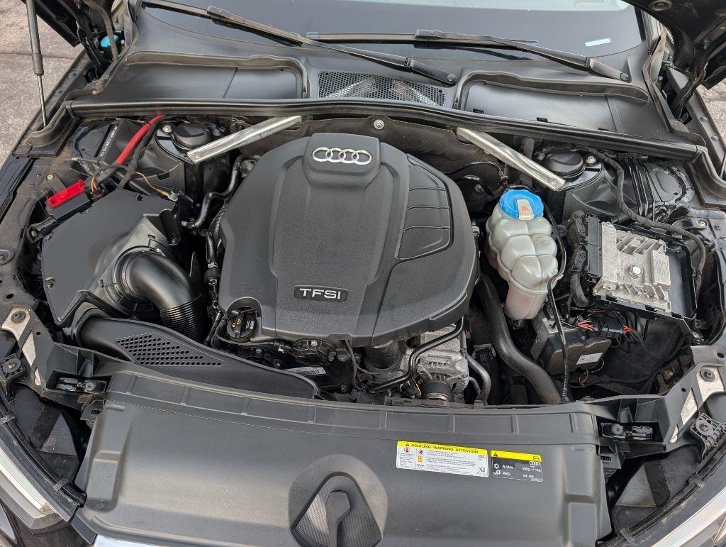Audi A4 photo 22