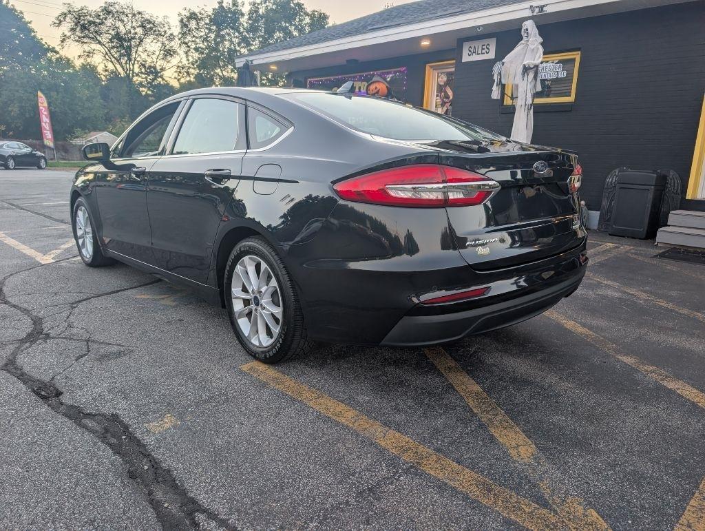 Ford Fusion SE 2020