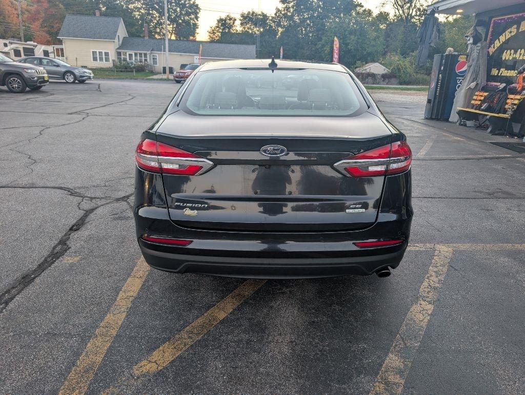 Ford Fusion SE 2020
