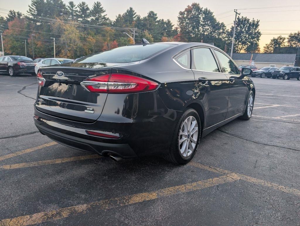 Ford Fusion SE 2020