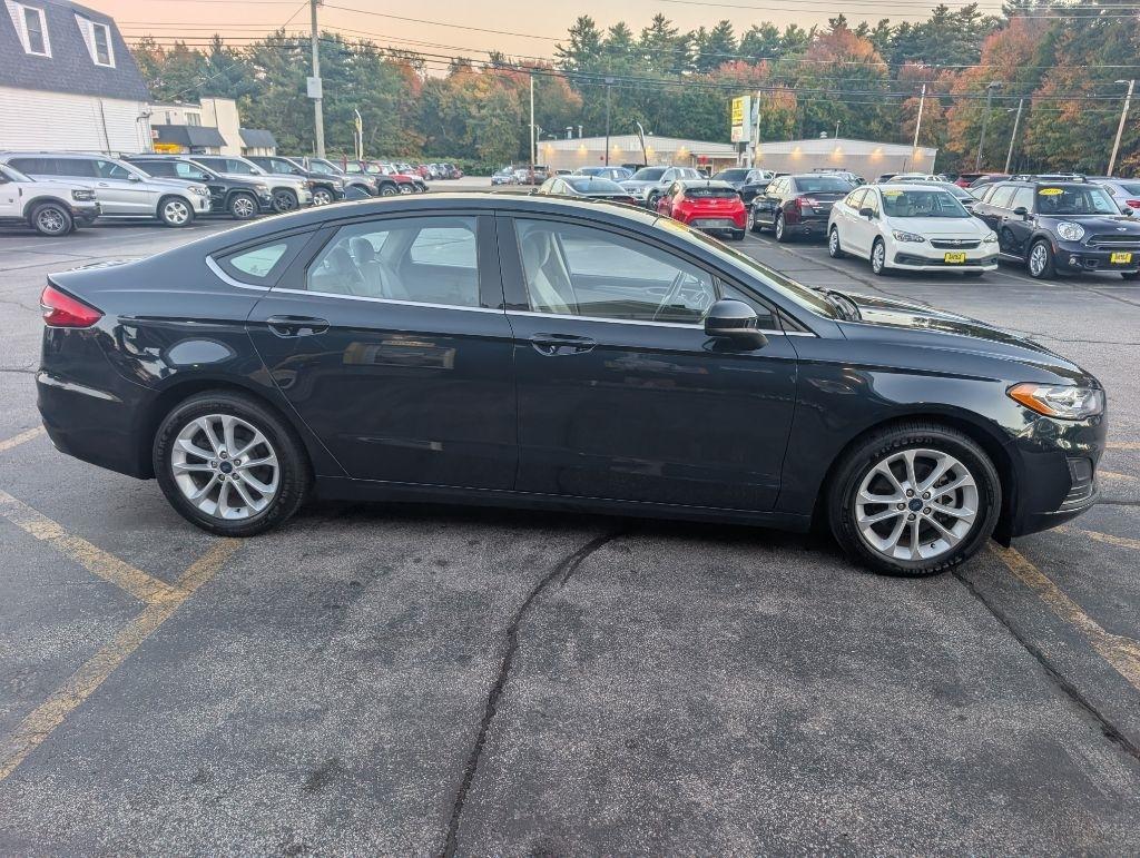 Ford Fusion SE 2020
