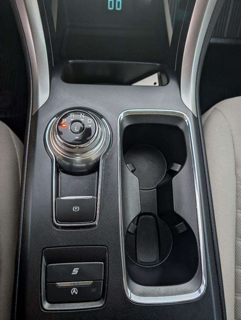 Ford Fusion SE 2020