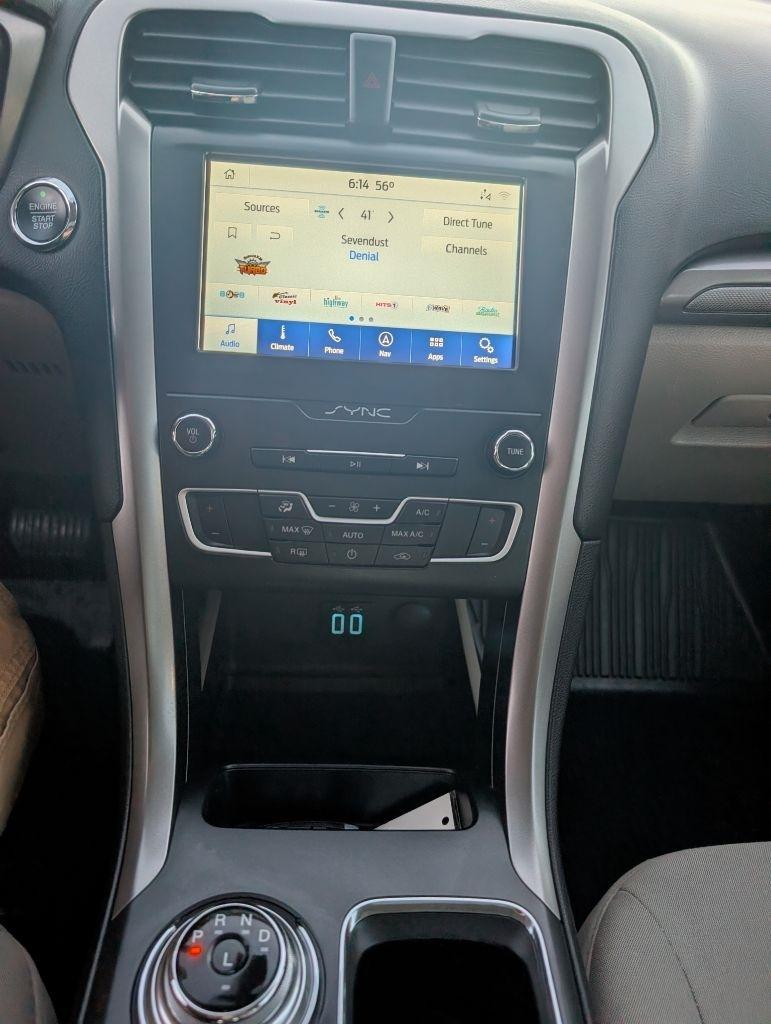 Ford Fusion SE 2020