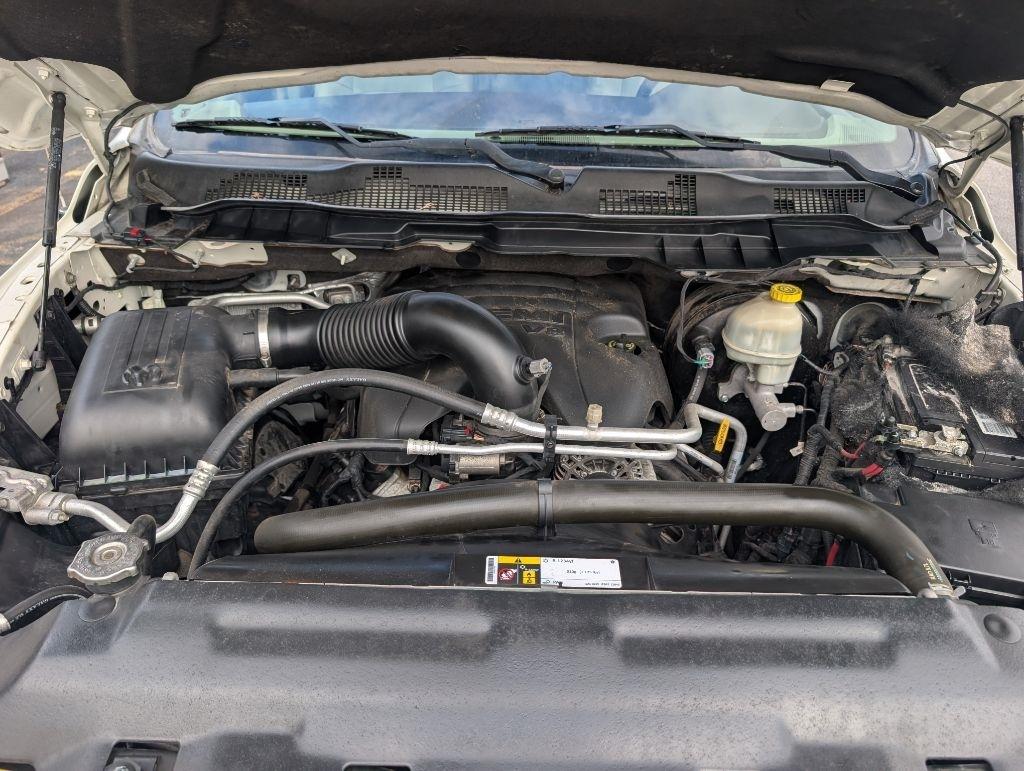 RAM 1500 Laramie Quad Cab 4WD 2016