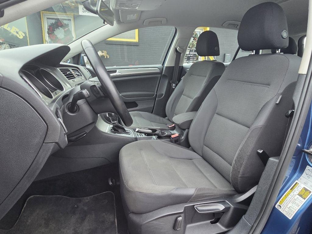 Volkswagen Golf TSI SE 6A 2016