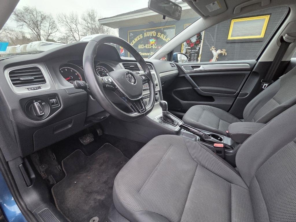 Volkswagen Golf TSI SE 6A 2016