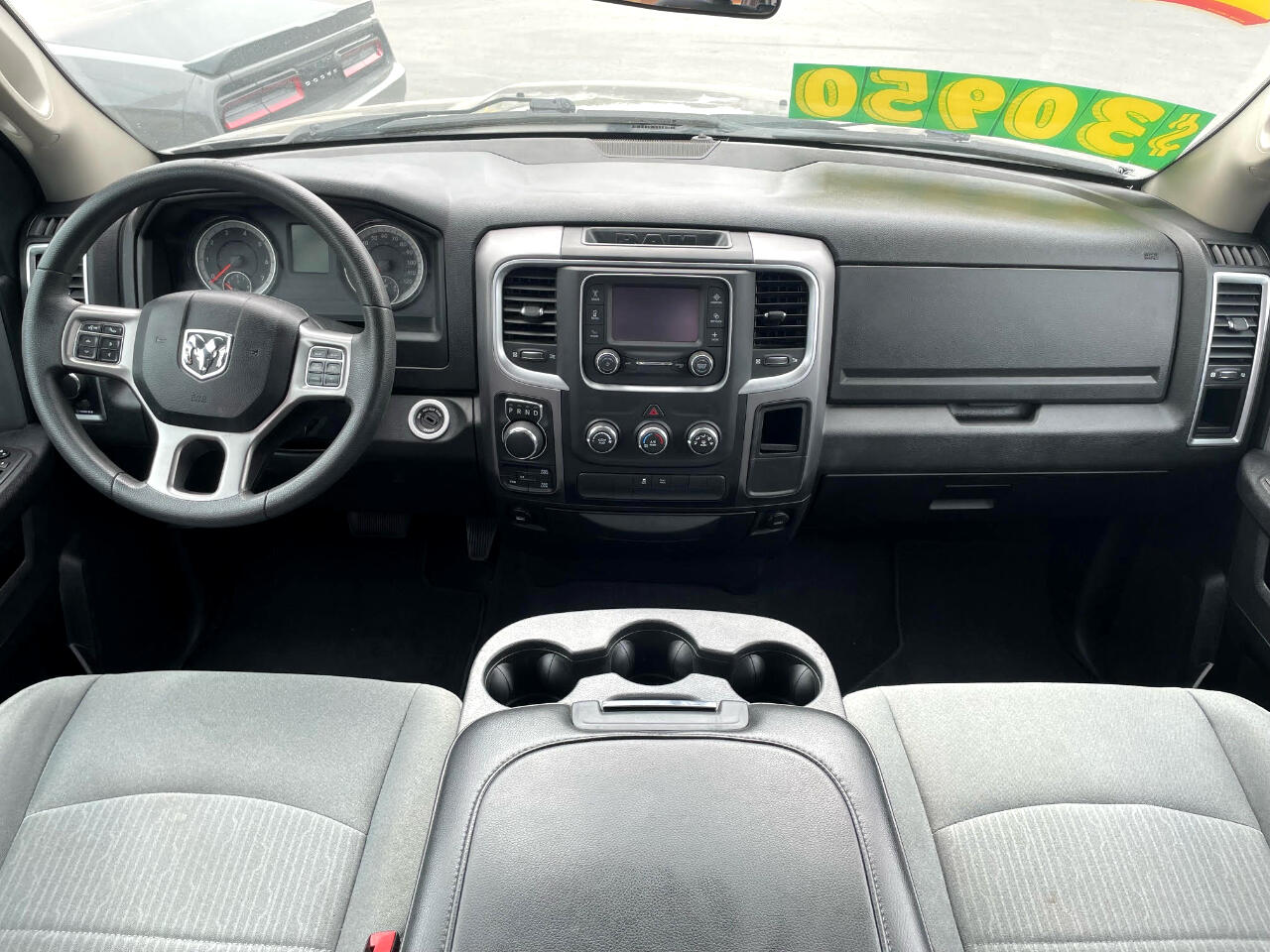 RAM 1500 Classic Tradesman Crew Cab LWB 4WD 2021 RAM 1500 Classic Tradesman Crew Cab LWB 4WD 2021