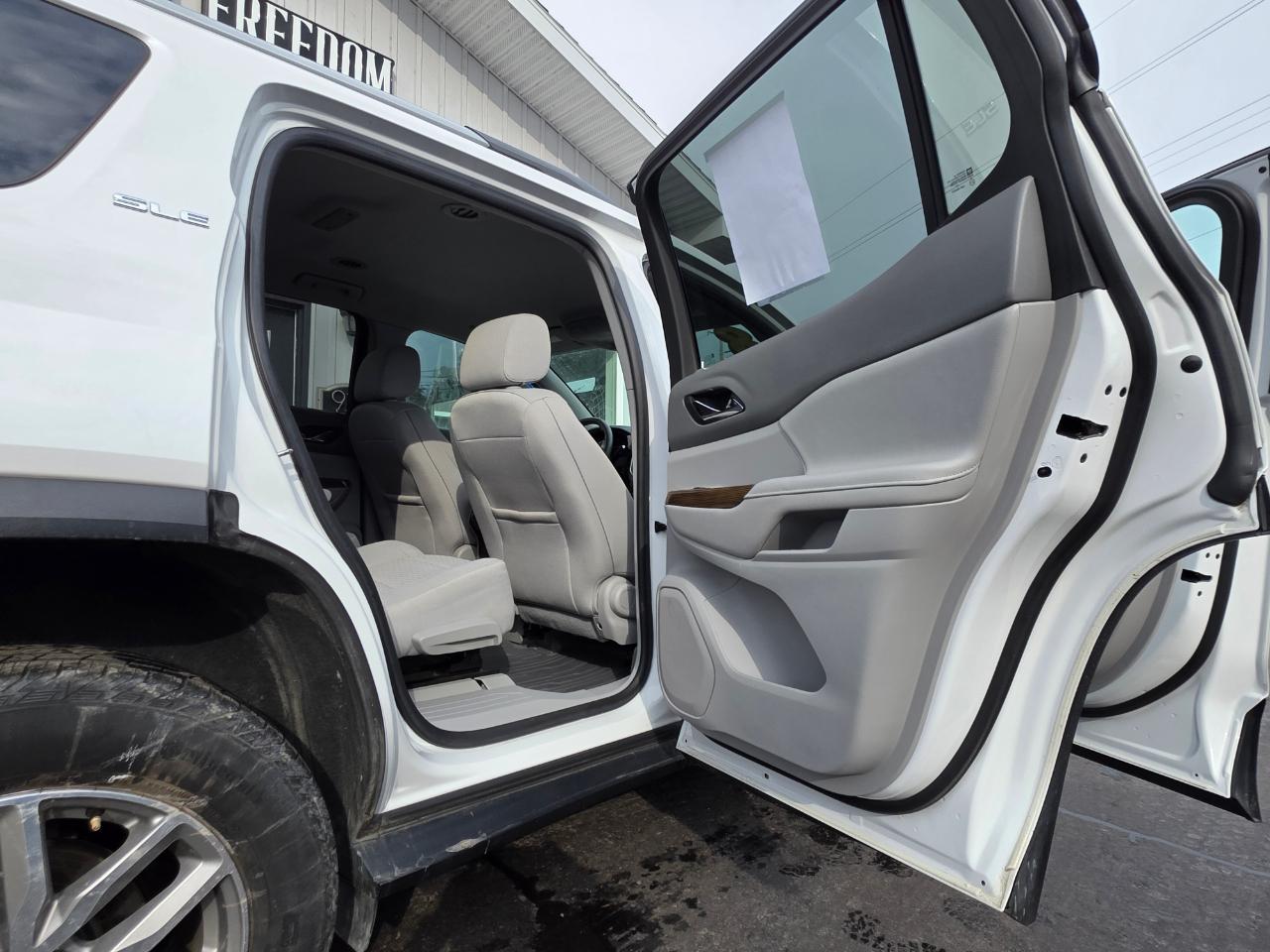 GMC Acadia SLE-2 AWD 2018