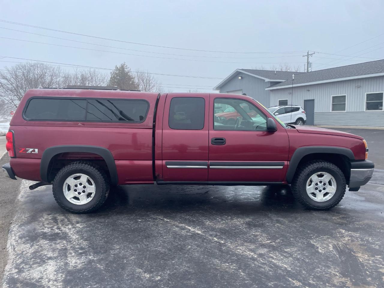 Chevrolet Silverado 1500 Work Truck Ext. Cab Short Bed 4WD 2005