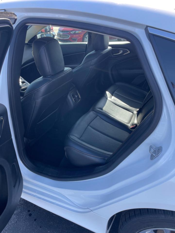 Chrysler 200 C AWD 2015